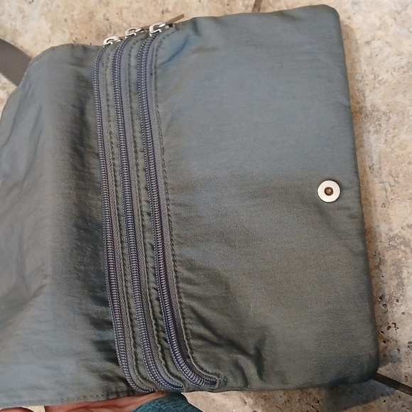 Baggallini Crossbody 3 Zipper Small Bag Gray Organizer Yellow Lined Triple 9×7×3 - Picture 8 of 10